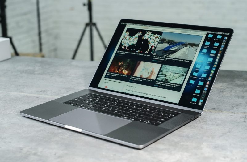 Macbook Pro 15.4″ MV922 (2019) SSD 512GB/ 560X/ Care 2022 – Mac Cafe